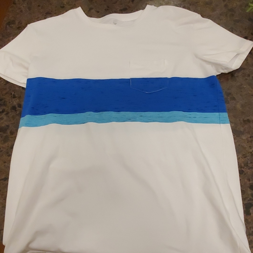 American Eagle T Shirt